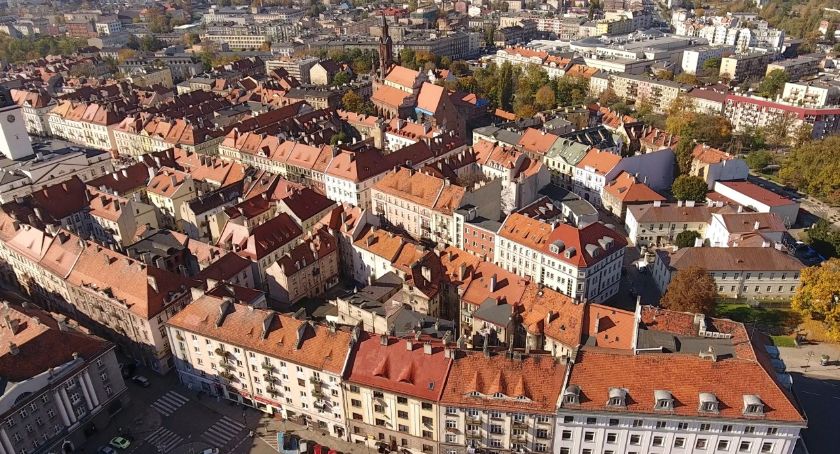 Czy w Kaliszu  dochodzi  do wyłudzeń dotacji  na remonty kamienic? 