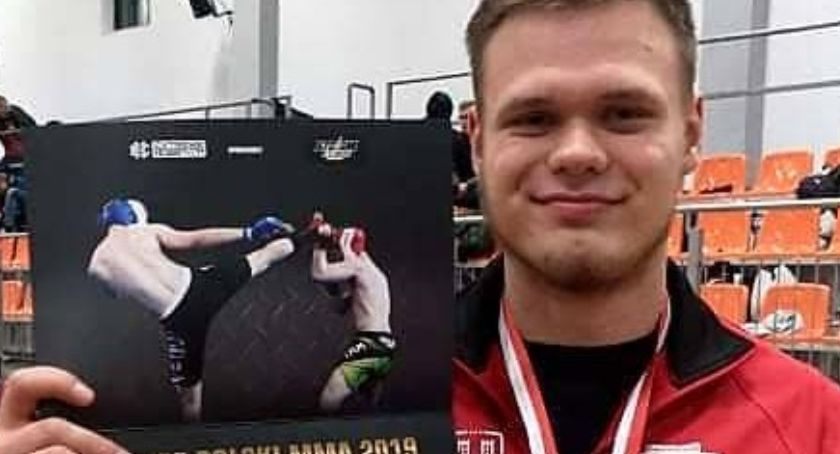 Złoty jak …Cegła. Zawodnik Tornado Kalisz mistrzem Polski w MMA