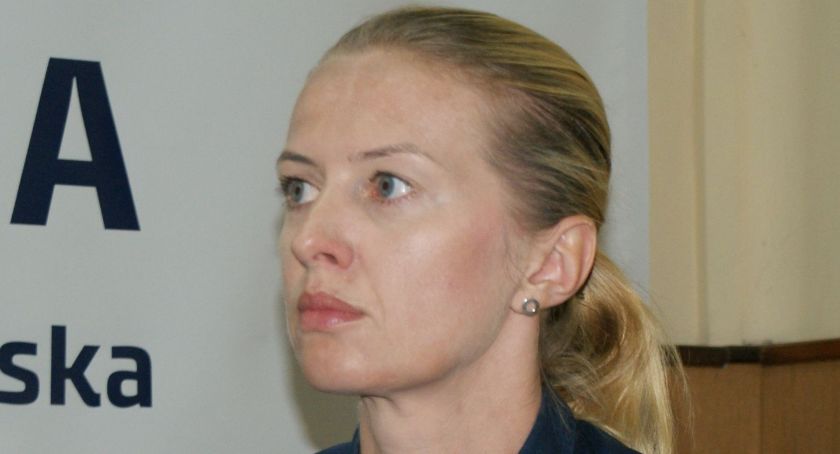 Coraz więcej kobiet pijanych za kierownicą