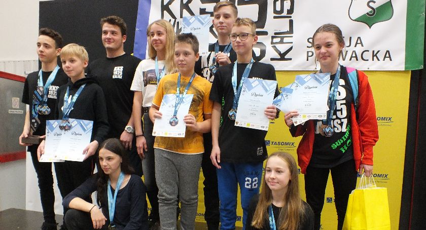 Główne trofea XIII Mityngu Pływackiego o Puchar Prezydenta Kalisza dla pływaków KKS