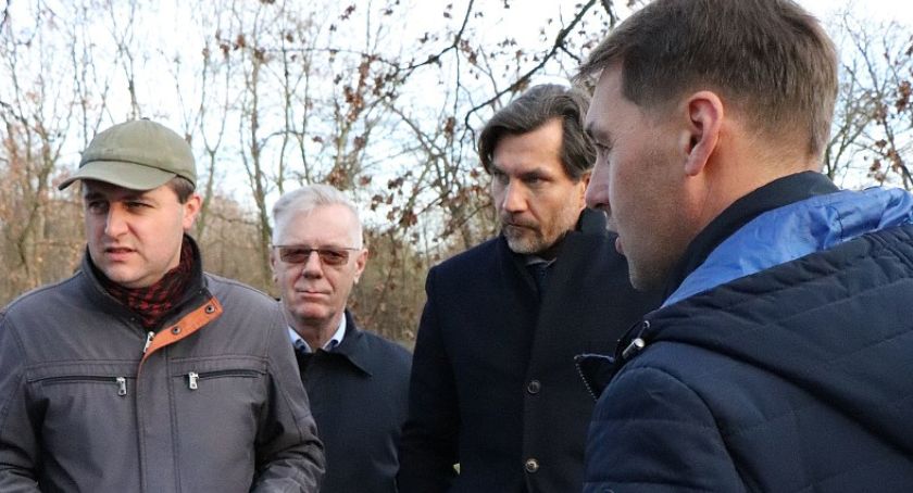 Miasto umacnia wały przeciwpowodziowe