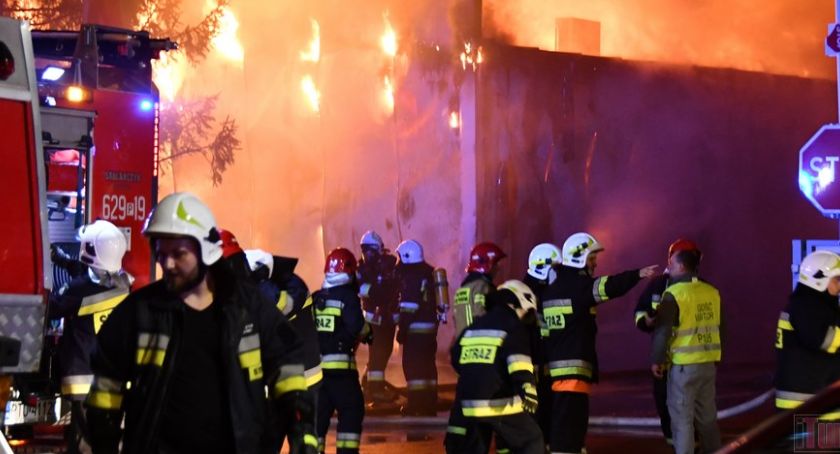 Olbrzymi pożar w Turku – straty sięgną kilka milionów złotych VIDEO, ZDJĘCIA