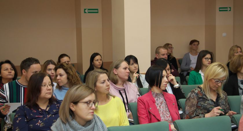 By łatwiej i skuteczniej uczyć języka