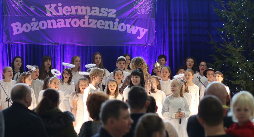 Kiermasz bożonarodzeniowy w Nowych Skalmierzycach
