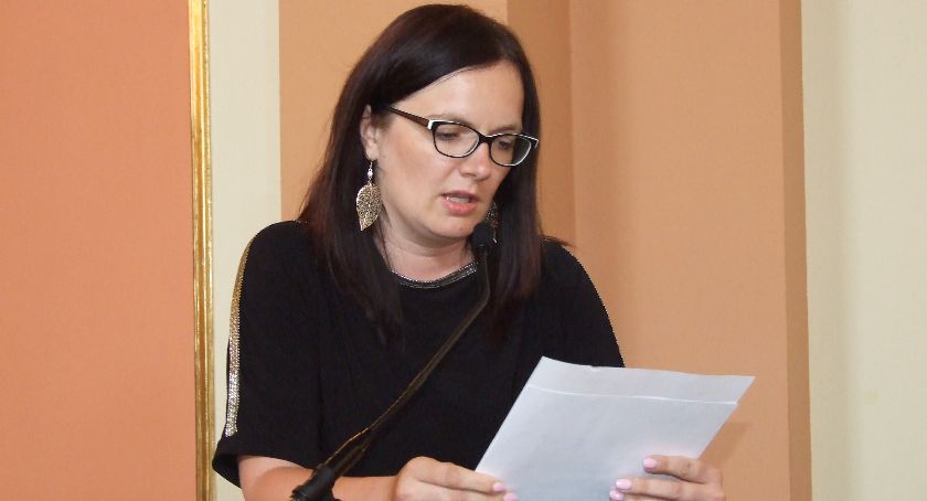 Na Cmentarzu Komunalnym powstaną regały na znicze