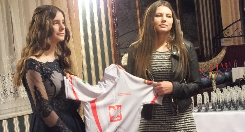 Kuźnia kolarskich talentów. Kaliskie Towarzystwo Kolarskie podsumowało sezon - ZDJĘCIA