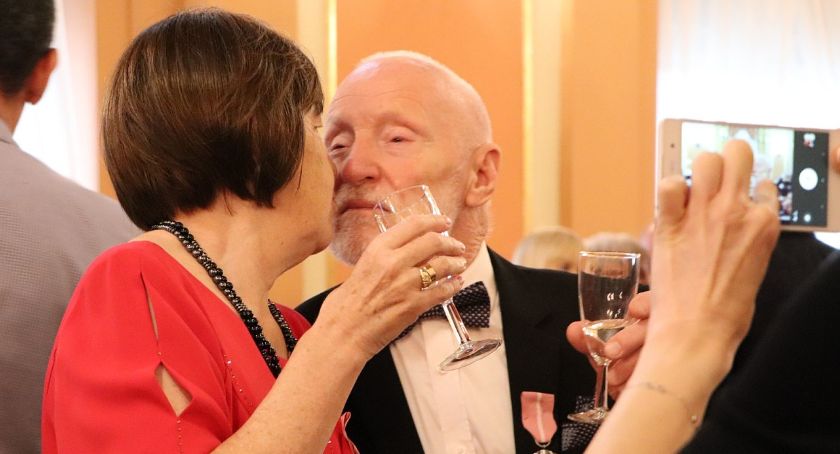 W kaliskim ratuszu spotkały się pary małżeńskie świętujące złote gody - ZDJĘCIA