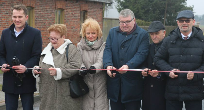 Jedna z najważniejszych dróg powiatu kaliskiego już przebudowana - ZDJĘCIA