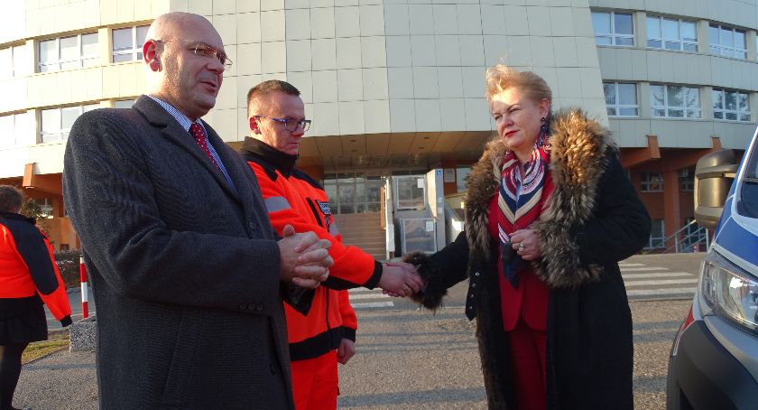 Szpital w Kaliszu unowocześnia swój tabor - zakupił cztery nowe karetki  