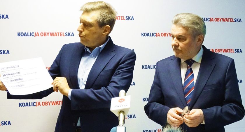 „Rozdają” 300 mln zł na drogi