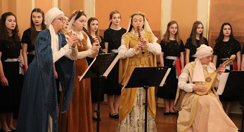 Schola Cantorum w kaliskim ratuszu