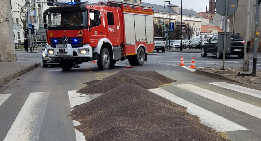 Tony rzepaku na ulicach Kalisza