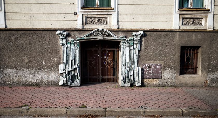 MZBM wystawia na przetarg dwadzieścia sześć lokali użytkowych 