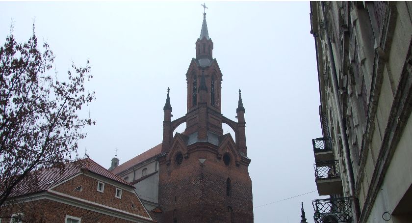 Pół miliona na kościoły i grobowce