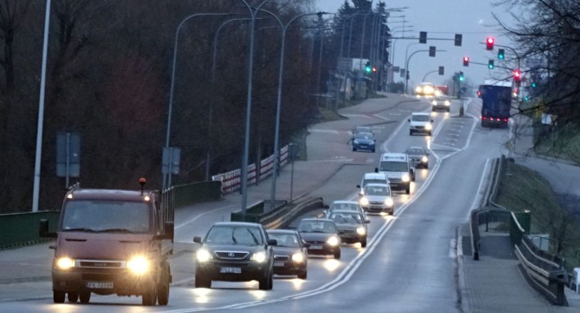 Czteropasmówką  do Sieradza i Leszna?