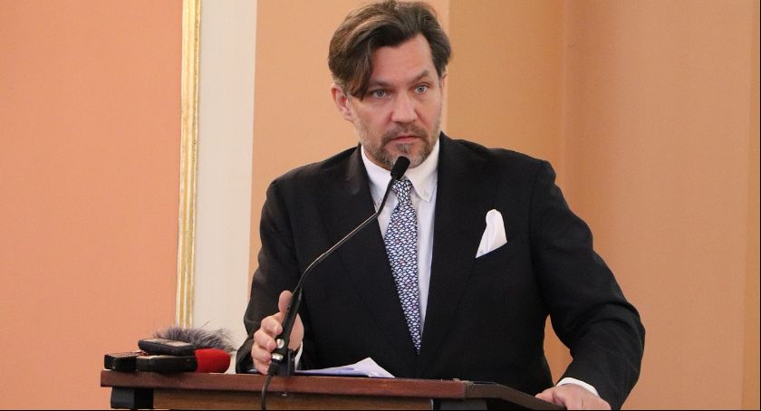 Miasto zafunduje seniorom bezpłatne przejazdy taksówkowe ? 