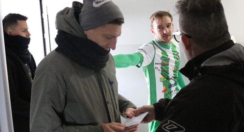 „Kosa” gra i pomaga. Kadra i terminarz meczów KS Opatówek