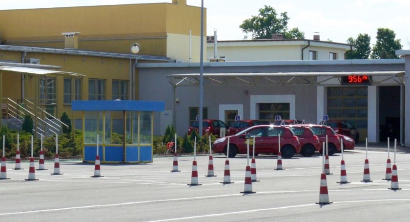 Koronawirus. WORD wstrzymuje kursy, szkolenia, jazdy próbne i egzaminy