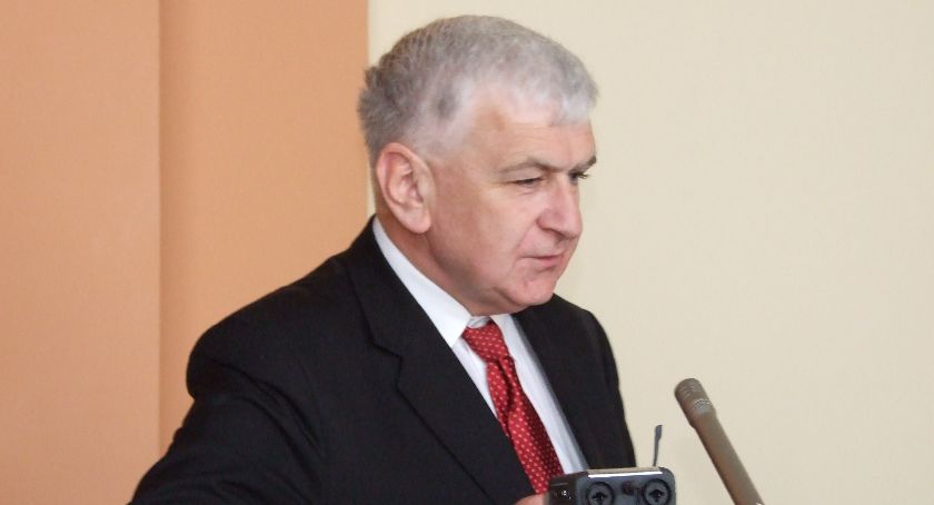 Ostrowska poczeka na przebudowę