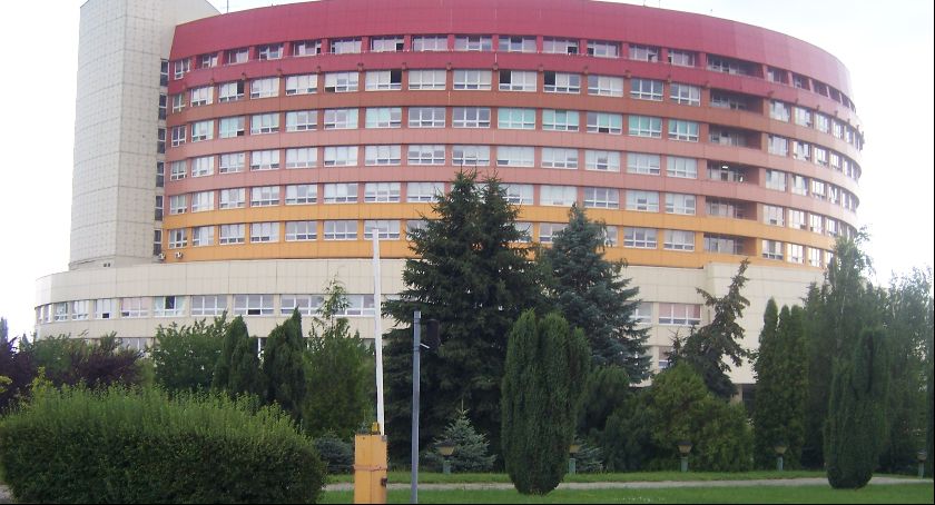 Szpital w Kaliszu zamknięty! Na oddziale chirurgicznym zmarł pacjent zakażony koronawirusem