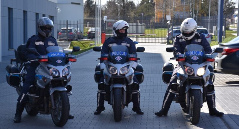 Nie będzie „zmiłuj się” dla motocyklowych piratów!