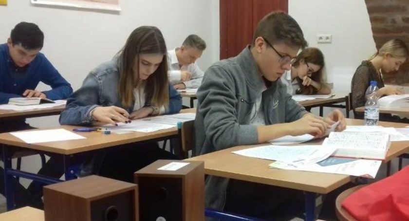 Matury i egzamin ośmioklasisty  odbędą się 
