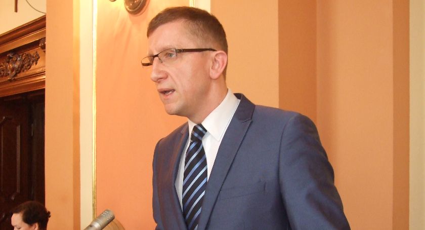 Koronawirus. Strażacy boją się wracać do domów.