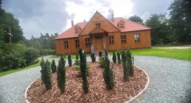 Stara Szkoła w Pieczyskach – wczoraj i dziś