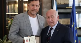 Profesor Wojciech Cichy uhonorowany odznaką Honorowy&hellip;