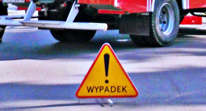 Wypadek na A1. Bus uderzył w bariery