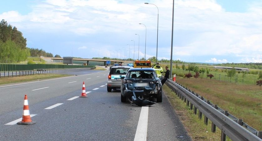 Mężczyzna potrącony na autostradzie. Policja wyjaśni okoliczności wypadku