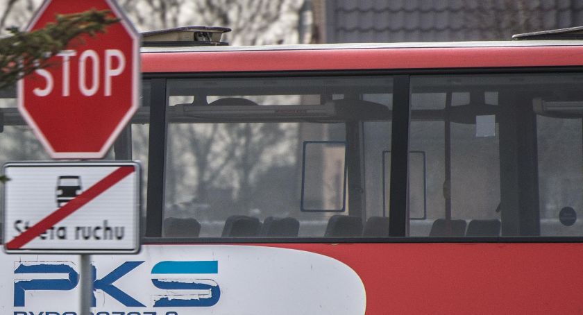 Tylko w trzech gminach powiatu świeckiego jeżdżą autobusy