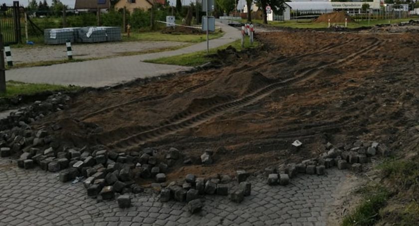 Historyczna kostka brukowa zostanie w Świeciu. Jaki jest pomysł na jej wykorzystanie? 