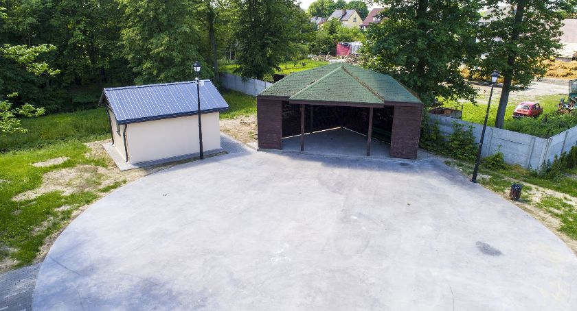 Modernizacja parku wiejskiego w Bukowcu