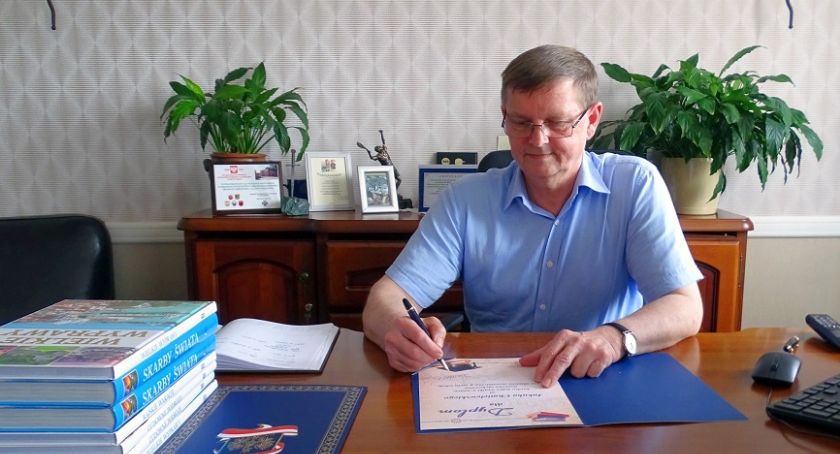 Samorządowcy z Bukowca pamiętają o najlepszych uczniach