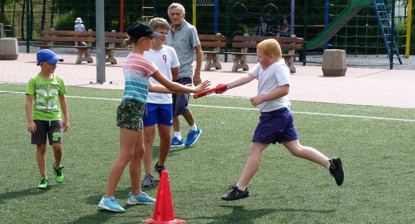 Sportowe wakacje na orliku w Świeciu ruszają w środę