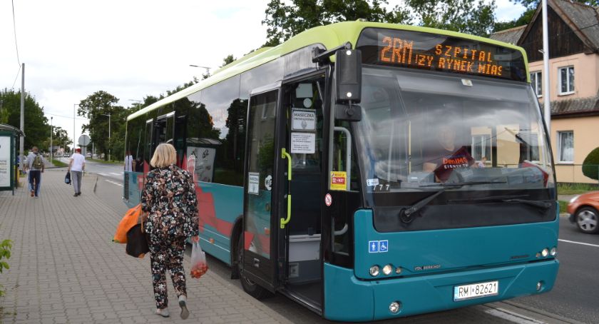 Rozkład jazdy autobusów w powiecie świeckim w czwartkowym wydaniu Nowego Świecia