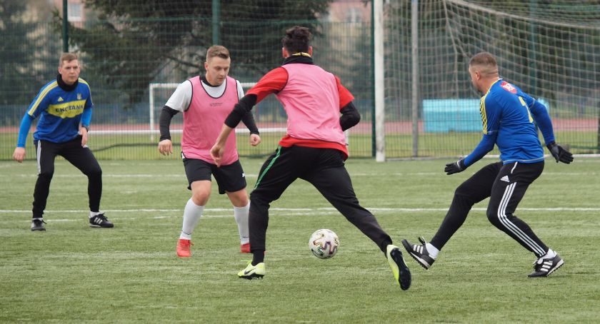 Start Warlubie na inaugurację sezonu zagra u siebie, a Pomorzanin Serock w Koronowie