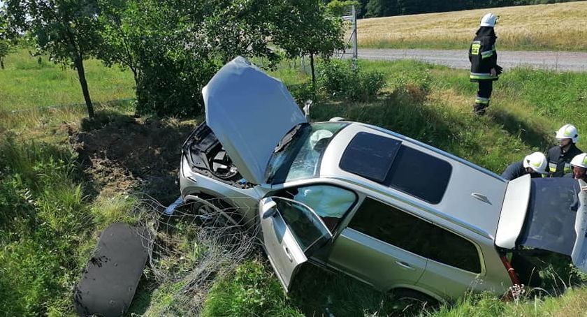 Wypadek na autostradzie A1. Jedna osoba trafiła do szpitala [ZDJĘCIA]