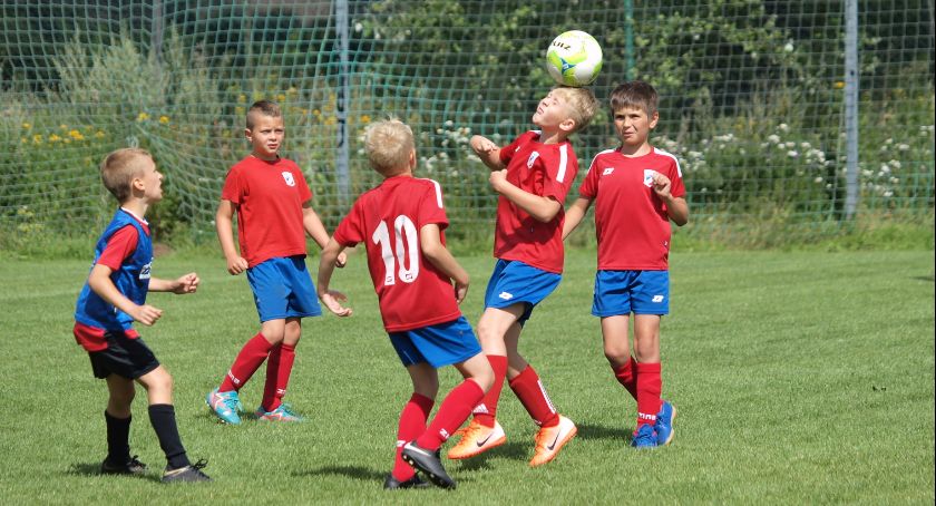 Trwa ostatni tydzień Football Camp – Lato z Mondi w Świeciu [ZDJĘCIA]