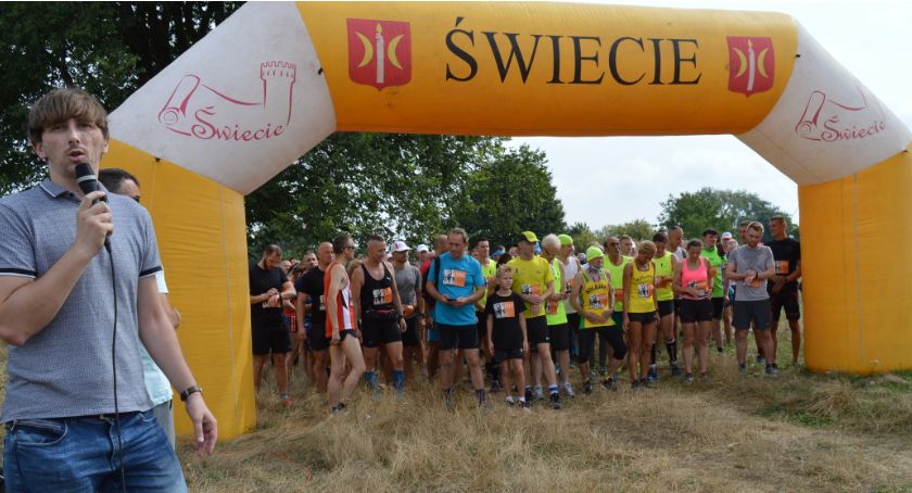 I Diabelski Bieg i Marsz Terenowy. W Świeciu było dzisiaj sportowo [ZDJĘCIA]