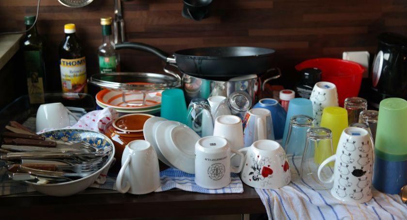 Radni oferują mycie naczyń. Ruszyły licytacje dla Katarzyny Lipowiec