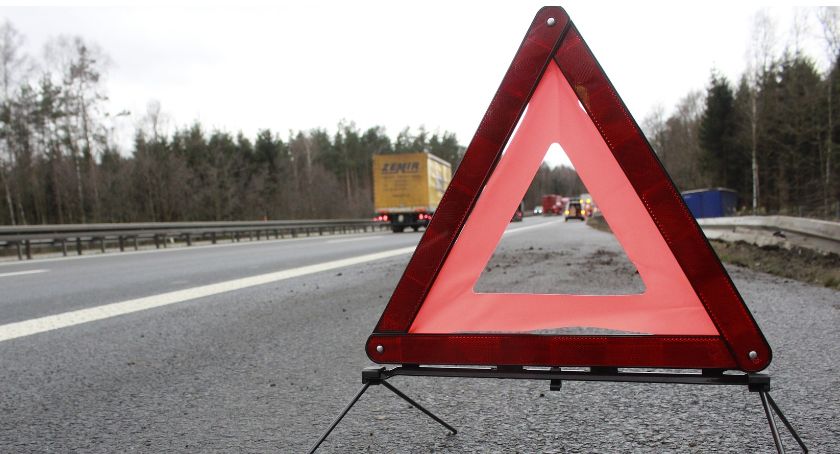 Wypadek w Polskim Konopacie. Dwie kobiety trafiły do szpitala