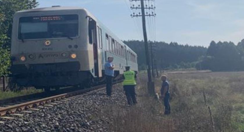 Mieszkaniec Świecia leżał na torach w gminie Grudziądz. Maszynista nie zdążył zahamować 
