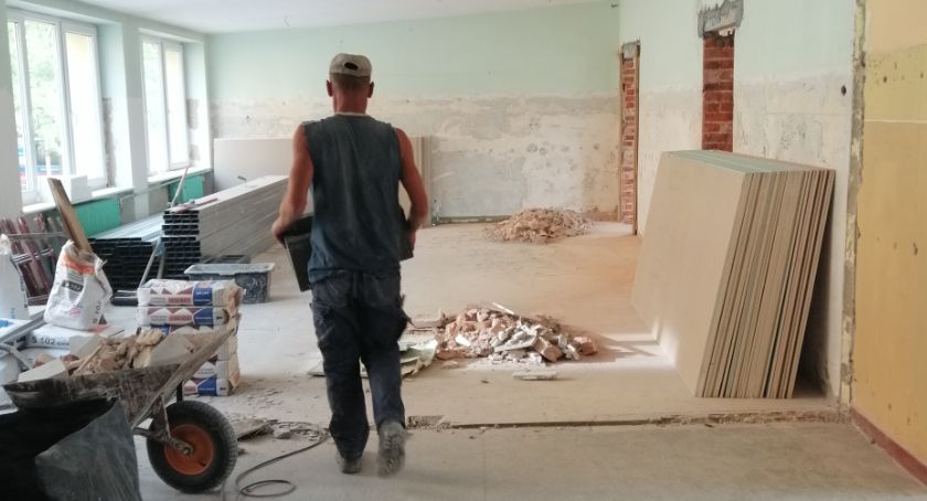 Sześć mieszkań chronionych zostanie oddanych do użytku do końca roku. Kto w nich zamieszka?