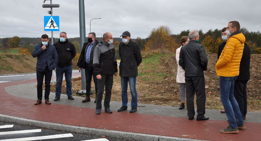 Dokonano odbioru drogi Serock-Świekatowo. Przebudowa kosztowała 8 mln zł