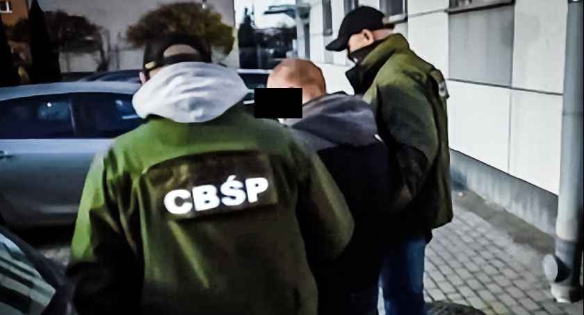 CBŚ Policji przejęło ponad 13 kg narkotyków. Mieszkaniec Świecia jednym z zatrzymanych [ZDJĘCIA I FILM]