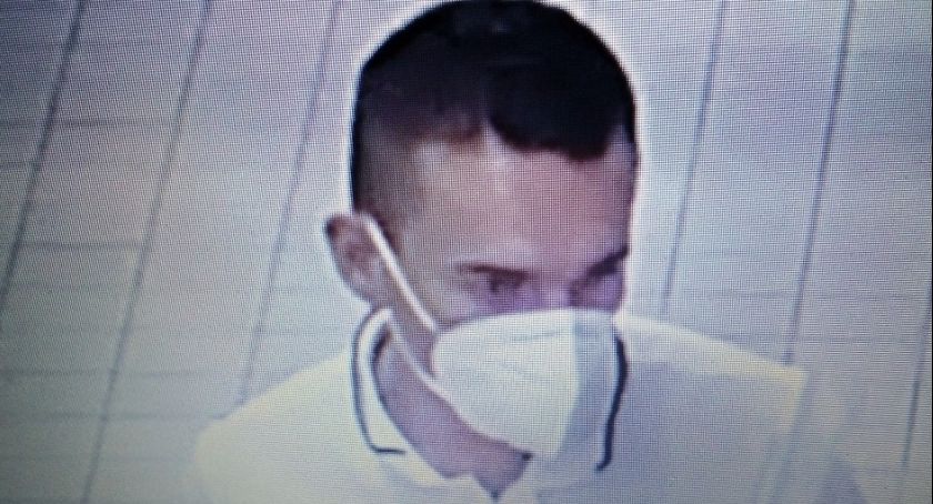 Ukradł alkohol w markecie w Świeciu. Poszukuje go policja