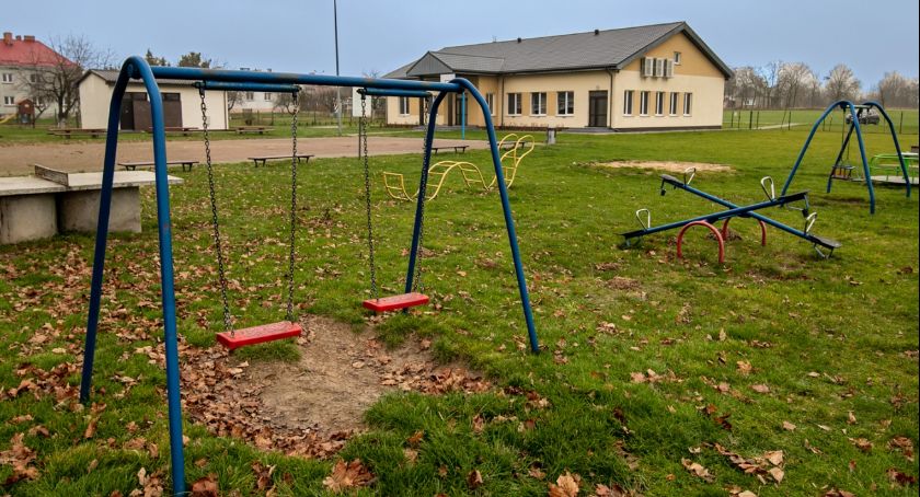 Plac zabaw w Sulnowie zostanie odnowionu. Rozpoczyna się nowa inwestycja