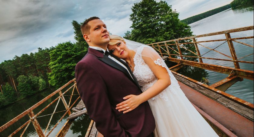 Paulina i Damian Zakryś wzięli ślub podczas pandemii. Opowiadają o swoich początkach [GALERIA]